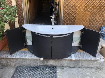 Mobile bagno Arbi Sky con lavabo e rubinetto