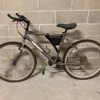 Bicicletta GIANT