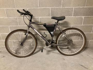 Bicicletta GIANT