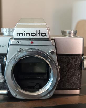 Minolta SRT303 corpo