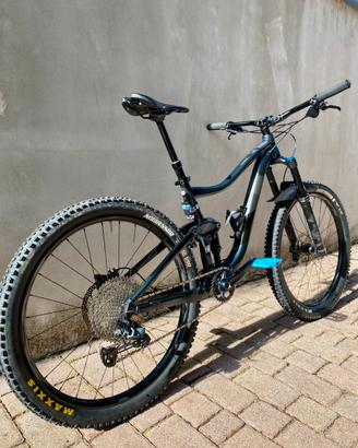 Giant trance 2 - M
