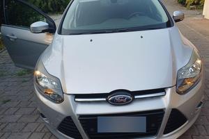 Ford Focus station wagon Titanium