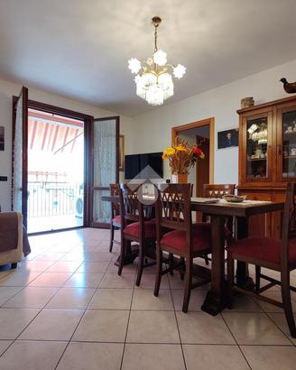 3 LOCALI A REGGIO NELL'EMILIA