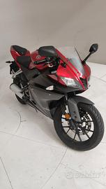 YZF R125