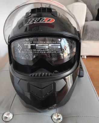 casco taglia M. nuovo