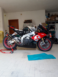 Aprilia rsv1000 rf