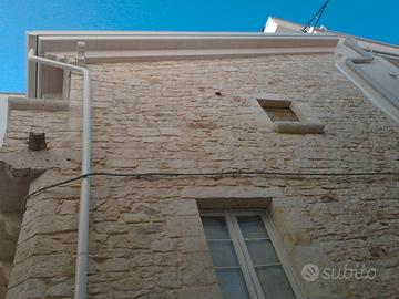 Palazzotto indipendente