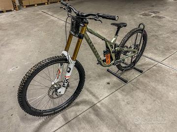 Commencal supreme dh v5