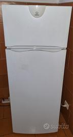 frigorifero con congelatore 