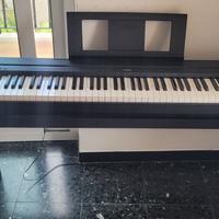 YAMAHA P-45 tastiera con supporto