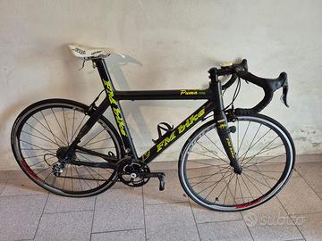 Bici da corsa artigianale