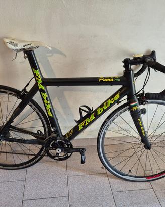 Bici da corsa artigianale