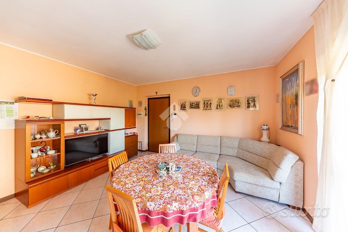 Apartment in Rescaldina, Ronchi, Rescalda - Vista 3