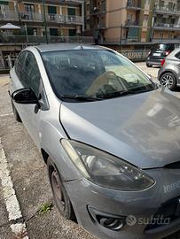 Mazda 2 1.6 90cv