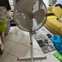 Ventilatore a piantana - perfettamente funzionante