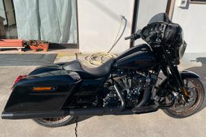 Street Glide ST 2023