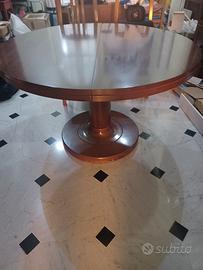 Tavolo tondo 
