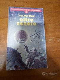 oltre venere di John Wyndham - Oscar Fantascienza 