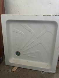 Piatto doccia 75x75
