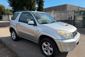 Rav4 II 4WD | 3p 2.0 d-4d 16v Sol FL