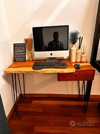 Scrivania in legno di design