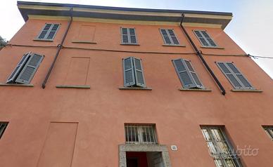 Studio recente ristrutturato