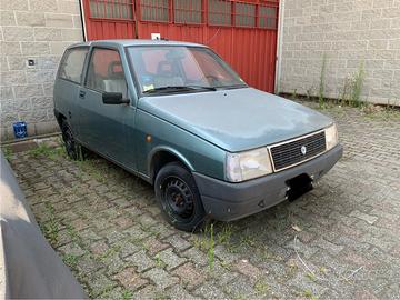 Y10 marchio lancia