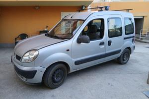Renault kangoo motore rifatto