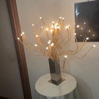 Lampada da tavolo Ikea stranne con lampadine di ri