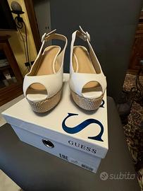 Décolleté Guess zeppa