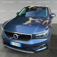 Volvo XC40 D3 AWD Geartronic Momentum Pro