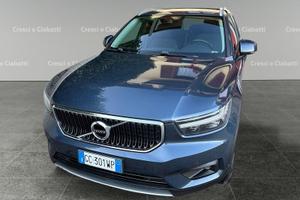 Volvo XC40 D3 AWD Geartronic Momentum Pro