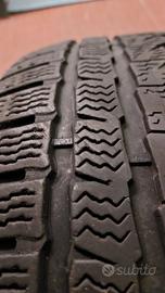 4 gomme da neve x audi nookian WRR4 235/55 R17