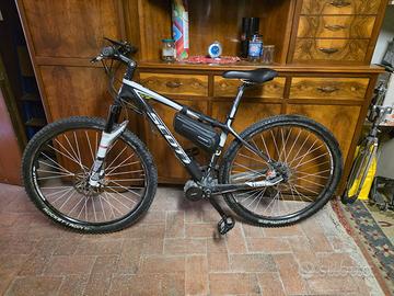 Bici Scott RC 29 Tg M Carbonio con kit Bafang
