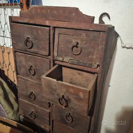cassettiera antica