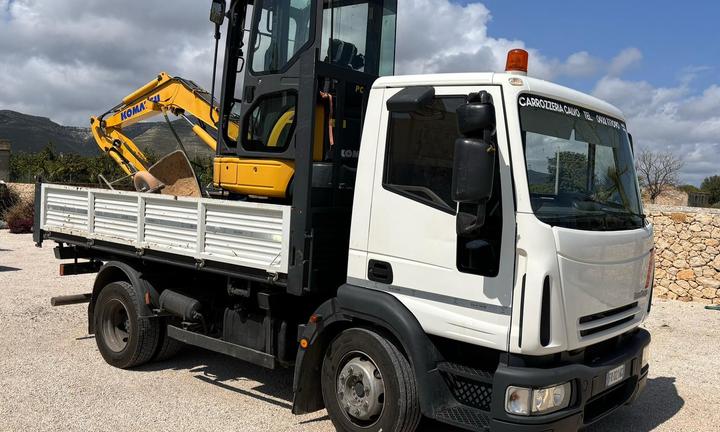 Eurocargo 120 con Escavatore Komat'su