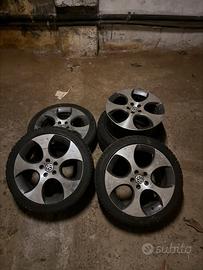 GOMME E CERCHI INVERNALI 215/40/17