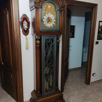 orologio a pendolo a colonna in legno antico
