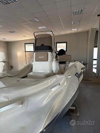 Gommone BWA 5,90 + Suzuki 140cv