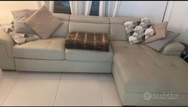 Divano angolare con letto estraibile
