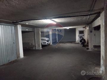 Magazzino - Aci Castello