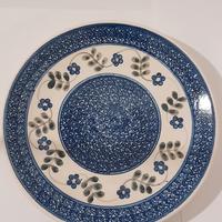 Piatto decorato in ceramica polacca Bunzlau