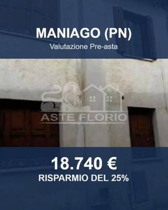 Immobile in asta di 102 m² con più di 5 locali a M