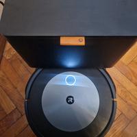 iRobot Roomba j7+ robot aspirapolvere