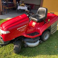 Trattorino tagliaerba Honda 2417