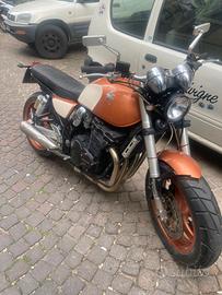 Suzuki 750 