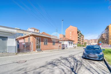 VILLA SINGOLA A RIVOLI