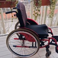 Carrozzina disabili leggera Sunrise Breezy Xelix2