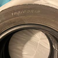 Pneumatici auto invernali ed estivi