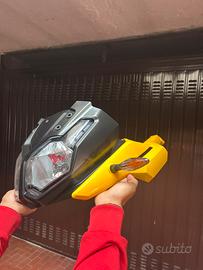 Gruppo faro anteriore completo + plastiche Voge300